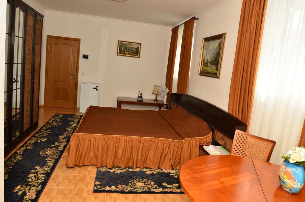 إربين Hotel Acorn المظهر الخارجي الصورة