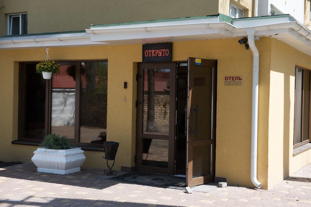 إربين Hotel Acorn المظهر الخارجي الصورة
