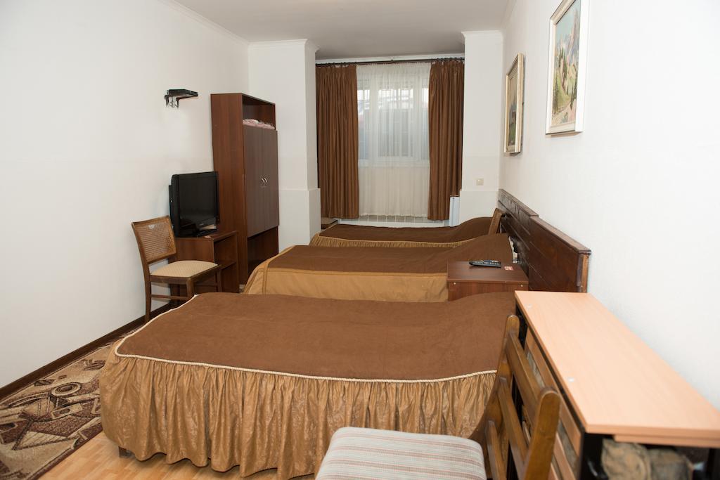 إربين Hotel Acorn الغرفة الصورة