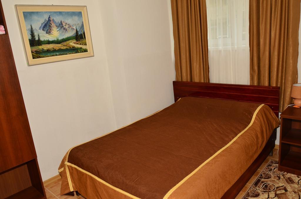 إربين Hotel Acorn المظهر الخارجي الصورة